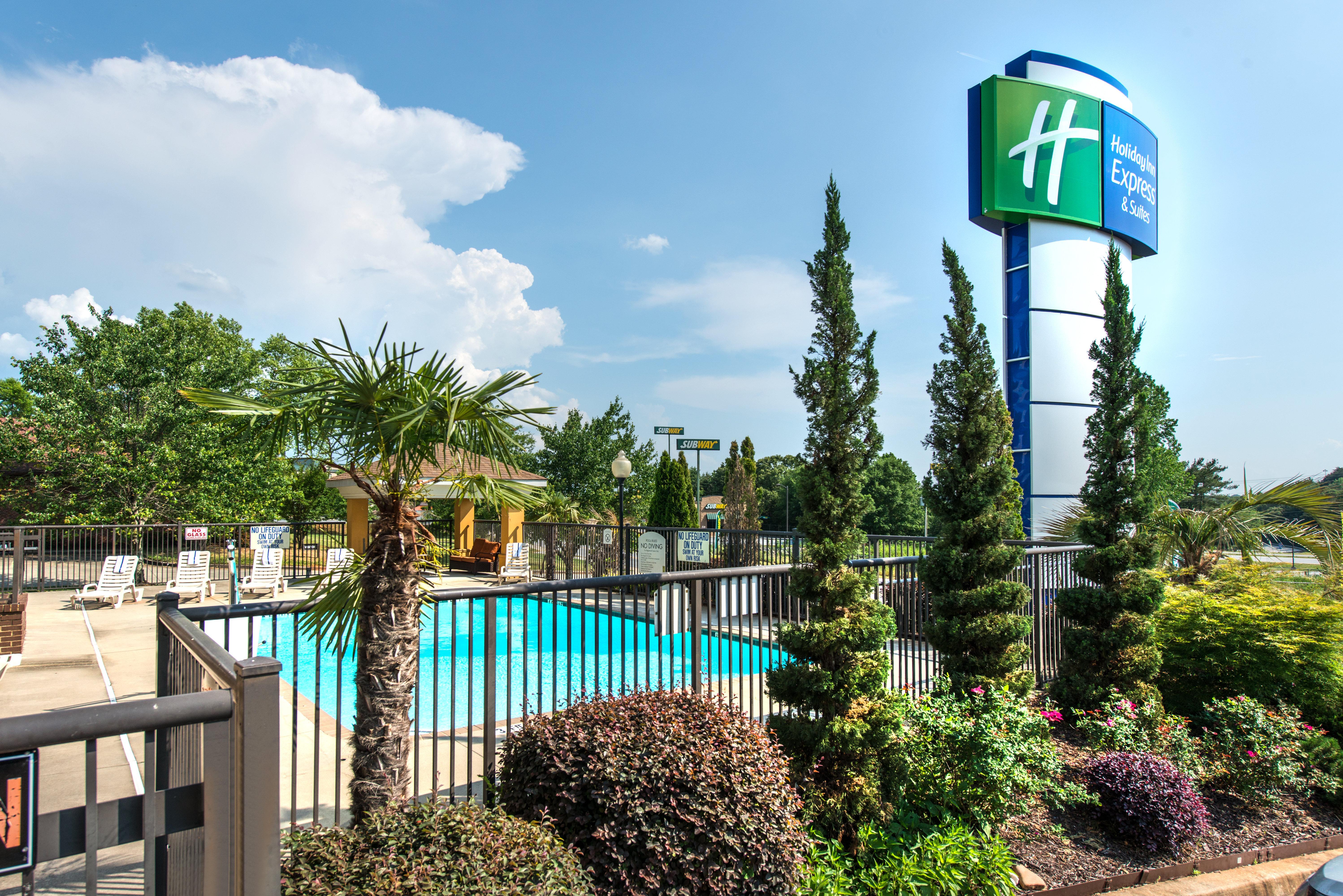 Holiday Inn Express Hotel & Suites Anderson I-85 - Hwy 76, Exit 19B By Ihg Bagian luar foto